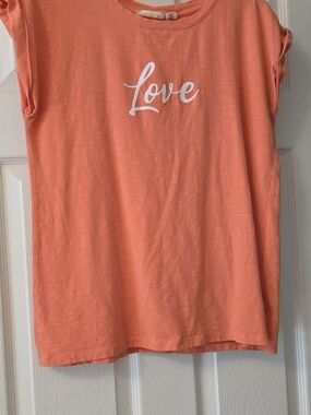 Christian Siriano Coral Crewneck Graphic Tee